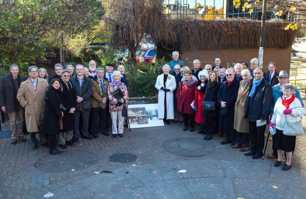 Friends of LEO, members of the Lyons, Salmon, and Gluckstein families and representatives of Hammersmith and Fulham Council